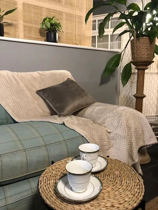 Beautiful 2 Bedroom Garden Flat In Great Location Bristol